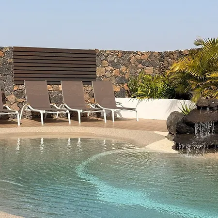 Сasa de vacaciones Home2book Casa Julianna, Dream Oasis With Pool Lajares