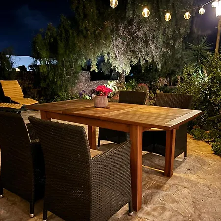 Home2book Casa Julianna, Dream Oasis With Pool Сasa de vacaciones Lajares