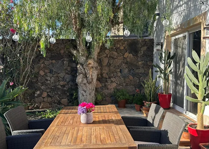 Semesterbostad Home2book Casa Julianna, Dream Oasis With Pool